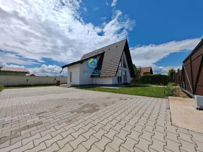 Inchiriem Casa Individuala, 3 Camere, Mobilata, Harman - Harman