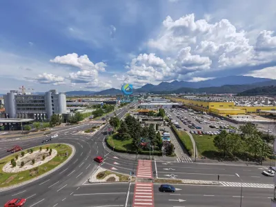 Inchiriem Apartament 2 Camere, Mobilat, Semidecomandat, Astra - Brasov