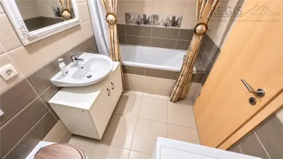 Apartament 2 camere | Avantgarden Tractoru Coresi | Parcare + boxa - foto 12