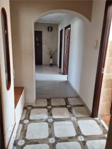 Apartament 97 mp, decomandat, CUG, înainte de Selgros, mobilat și utilat - foto 5