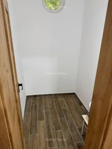 Va propunem pentru  inchiriere o  casa pentru home office! - foto 7