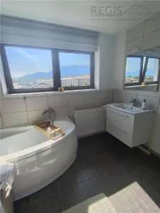 Apartament de 3 camere la vila , zona Bran - foto 10