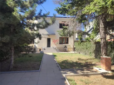 Vanzare vila parcul Tineretului - Carol - Bucuresti