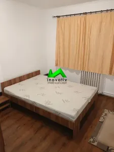 Apartament de inchiriat 3 camere Sibiu Vasile Aaron - foto 4