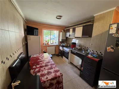 Apartament cu 3 camere de vanzare in Alba Iulia - Alba Iulia