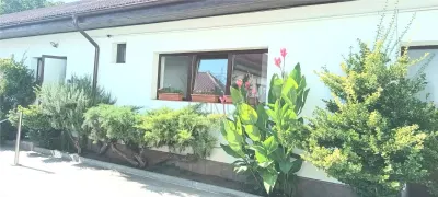 Spatiu comercial parter 2 camere amenajat cladire noua - Elisabetin - Timisoara