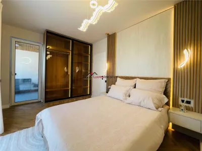 La superlativ, 3 camere 67 mp, 2 bai, 2 terase etaj intermediar lux, doar de bani si haine ai nevoie! - foto 9
