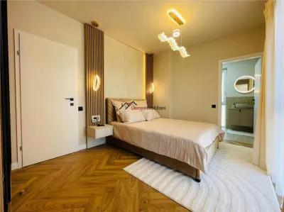 La superlativ, 3 camere 67 mp, 2 bai, 2 terase etaj intermediar lux, doar de bani si haine ai nevoie! - foto 10