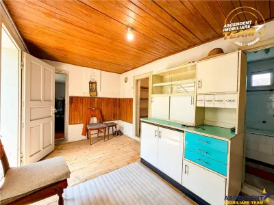 Casa din caramida cu 1.087 mp teren, pozitie centrala, utilitati la poarta, Micfalau, Covasna - foto 3