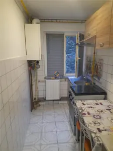 ...Apartament 2 Camere Etaj 1 cu Centrala zona Sagului.. - foto 11