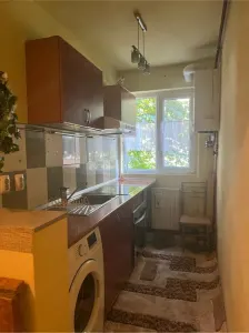 Mobilat si utilat la etajul 1 - Timisoara