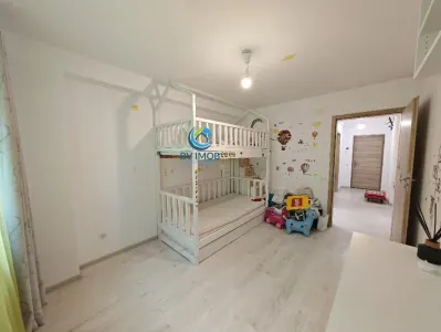 Inchiriem Apartament 3 Camere, Modern, Decomandat, Tractorul Urban - foto 10