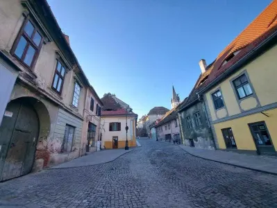 Apartament 2 camere 77 mp cu loc de parcare in zona Centrul Istoric - Sibiu