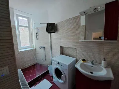Apartament 2 camere 77 mp cu loc de parcare in zona Centrul Istoric - foto 8