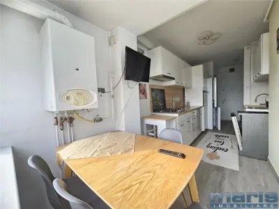 Inchiriere apartament 2 camere Str. Libertatii - foto 13