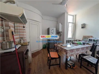Unirii, apartament 3 cam 90 mp,etajul 2 din trei, renovat, fara risc - foto 14