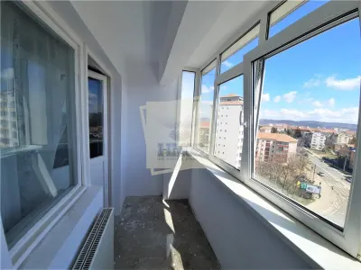 Apartament cu 2 camere decomandate si balcon pe Bulevardul Mihai Viteazu de inchiriat - foto 10