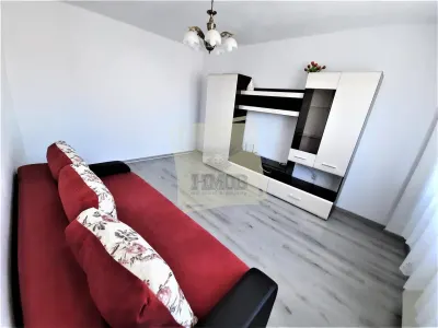 Apartament  2 camere decomandate si balcon pe Bulevardul Mihai Viteazul - foto 2