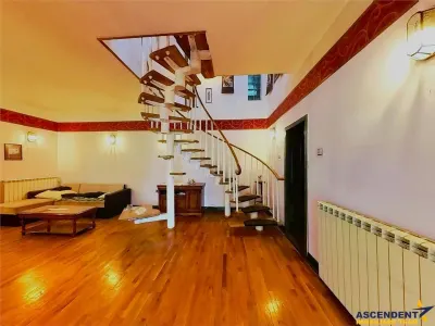 Vila individuala, arhitectura aparte, garaj, terasa,  balcon, Semicentral, Targu Mures. - foto 21