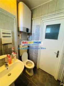 Apartament 3 camere de inchiriat , loc de parcare , fara lift - Titan - foto 11