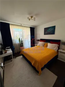 Zona cartier Podu Ros Apartament 3 camere - Iasi