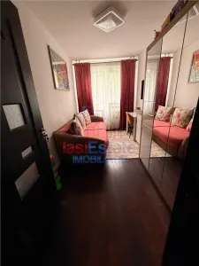 Zona cartier Podu Ros Apartament 3 camere - foto 4