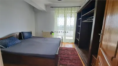 Penthouse 4 camere, mobilat si utilat modest, strada Toamnei - foto 2
