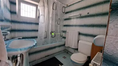 Penthouse 4 camere, mobilat si utilat modest, strada Toamnei - foto 14