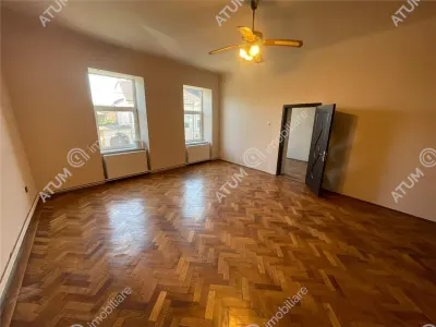 De vanzare apartament cu 2 camere si gradina situat in zona centrala a orasului Cisnadie - Cisnadie