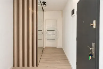 Apartament 3 camere cu balcon si loc de parcare in zona Calea Surii Mici - foto 13