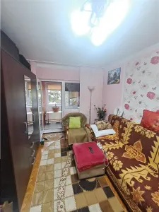 3 CAMERE, ETAJ 1, DECOMANDAT, CENTRALA TERMICA, ZONA SOARELUI! - foto 6
