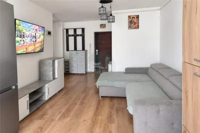 Apartament 3 camere zona Calea Surii Mici - foto 2