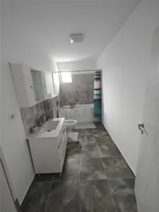DUPLEX MOBILAT - ASFALT - ZONA CENTRALA - foto 10