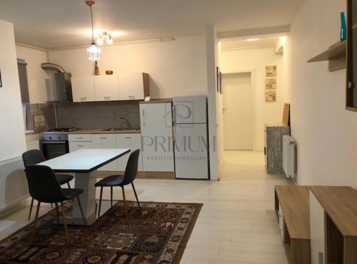 Giroc - 2 Camere - Etaj 1 - Loc de parcare - Zona buna - Giroc