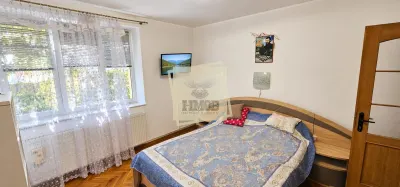 Apartament la casa | acces separat | curte privata | pivnita | Calea Poplacii - foto 9