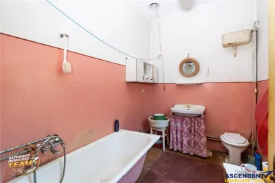 Casa cu istorie,3 camere,potential mansardare,1.840mp teren,in cadru linistit si retras,Central,Covasna - foto 14