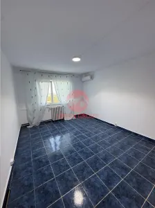 Garsoniera de Vanzare, Zona Poarta 6, Recent Renovata - foto 2