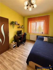 Casa 4 camere,farmec autentic,echipata, mansarada,curte relaxanta,Santana de Mures,Curteni - foto 5
