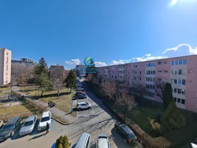 Inchiriem Apartament 2 Camere, Partial Mobilat, Semidecomandat, Garii - Brasov