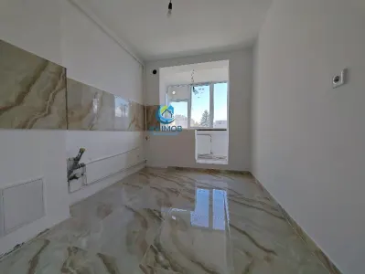 Inchiriem Apartament 2 Camere, Partial Mobilat, Semidecomandat, Garii - foto 13