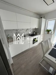 Apartament de vânzare Sibiu | Piața Cluj | 3 camere | 72 mp - foto 2