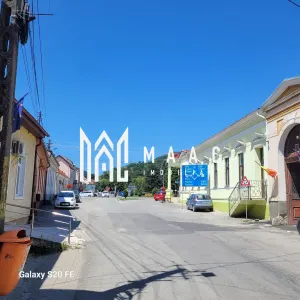 Casă 12 camere de vânzare | Central, Săliște | 420 mp, teren 500 mp - Saliste