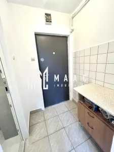 Garsonieră | 15 mp | Complet renovată | Centrală proprie | Lazaret - foto 4