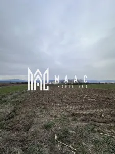 Teren intravilan | 1.530 mp |cu dublă deschidere la drum - Cristian