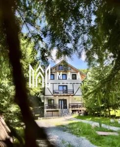 Pensiune Turistică | 360MPU | Curte | Oportunitate Investiție | Porumbacu de Sus - Porumbacu de Sus