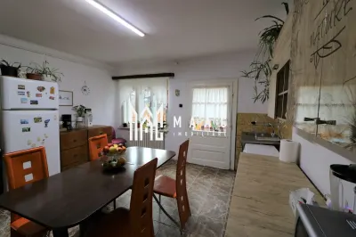 Casa 4 camere | Curte proprie | Pivnita | Zona Turnisor - foto 12