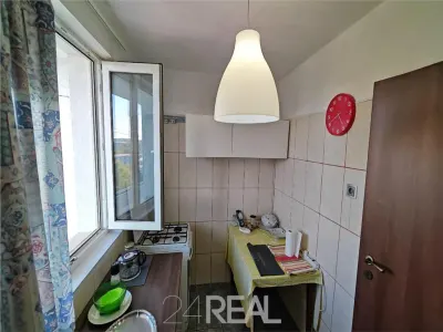 Apartament 3 camere - Piata Sudului - 2 balcoane - Vedere panoramica - foto 12