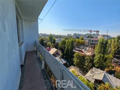 Apartament 3 camere - Piata Sudului - 2 balcoane - Vedere panoramica - foto 4