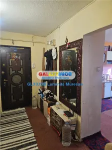Vanzare apartament 2 camere decomandat Targoviste Micro 2 - foto 11