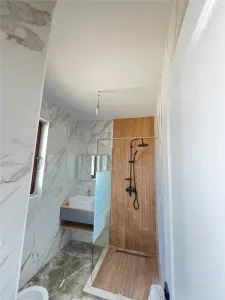GIROC - DUPLEX DESPARTIT PRIN CARPORT - 4 CAMERE - TEREN MARE - foto 9